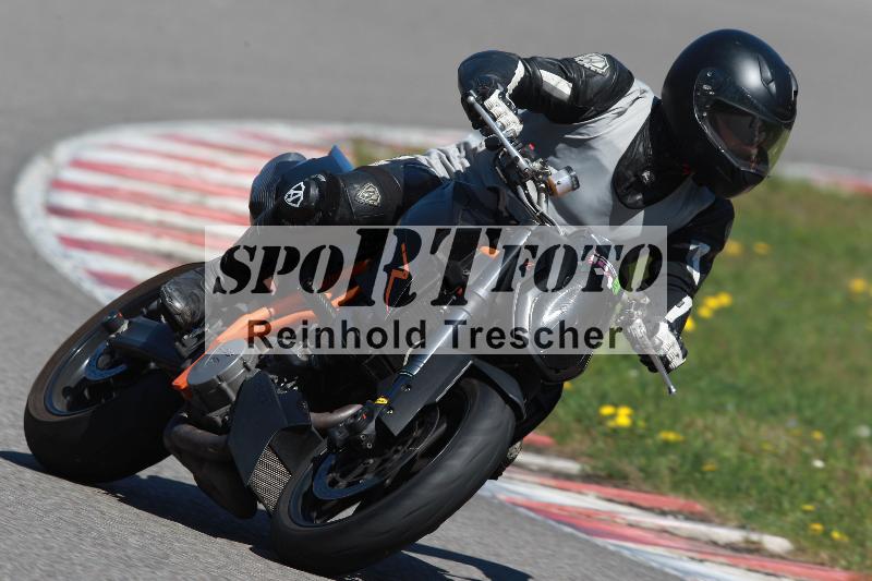 /Archiv-2022/07 16.04.2022 Speer Racing ADR/Instruktorengruppe/8